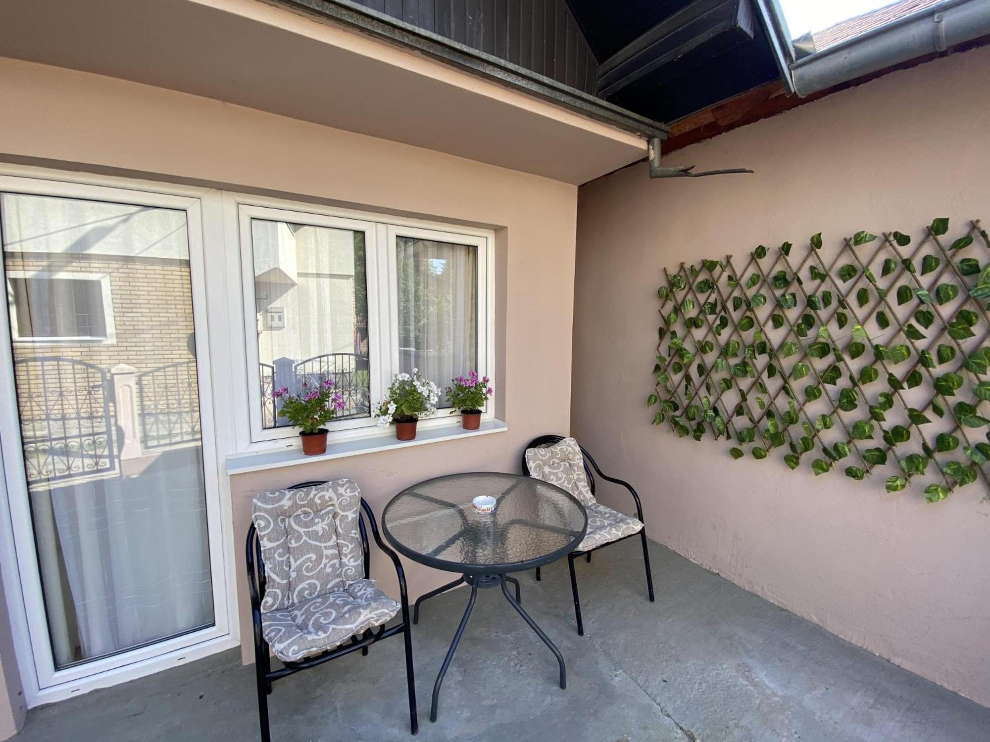 Apartman Mina Mataruska Banja Extérieur photo